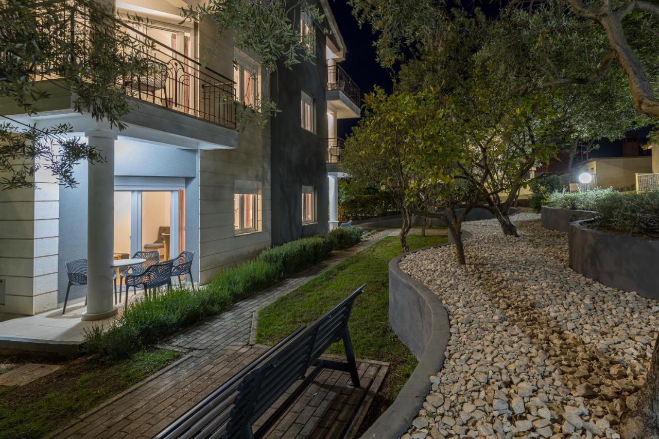 Villa Mihaela Trogir Exterior photo